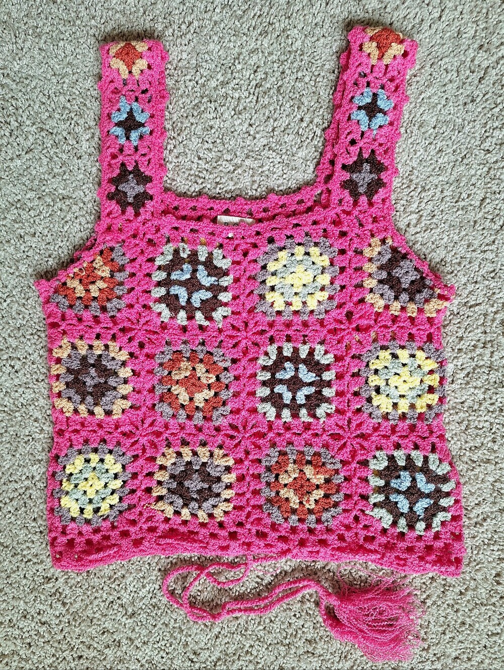 POL Bright Pink Boho Granny Square Crochet Tank Top Size Small Retro 70's